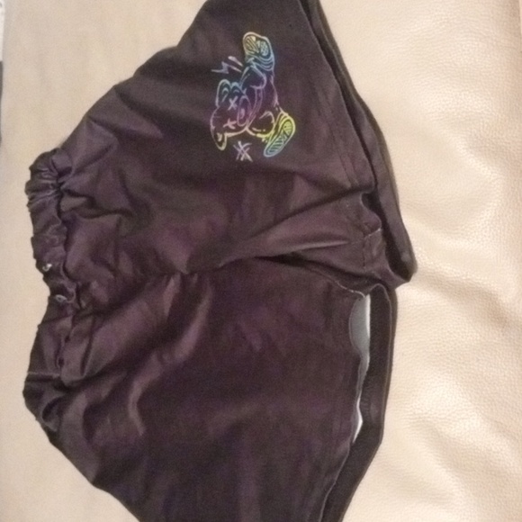 Shorts Set - Picture 4 of 7